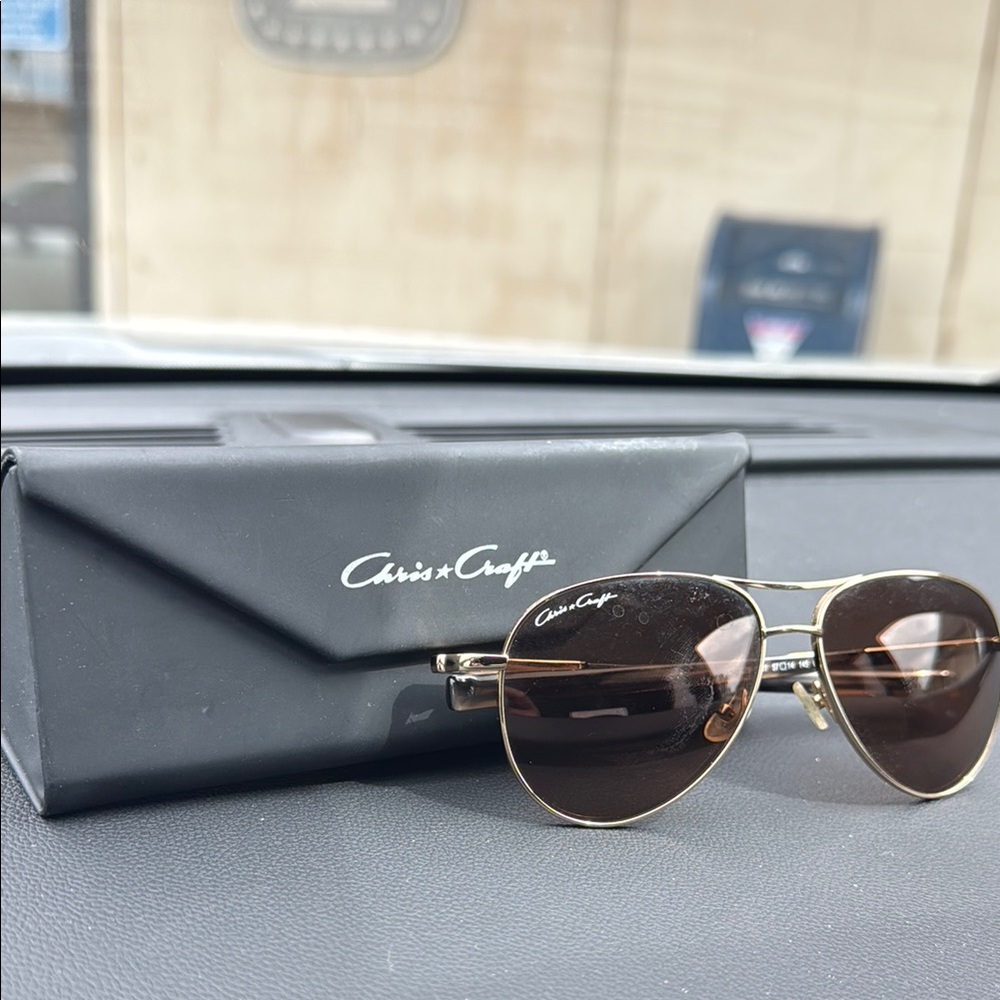 NWOT Chris Craft Aviator Sunglasses with Case